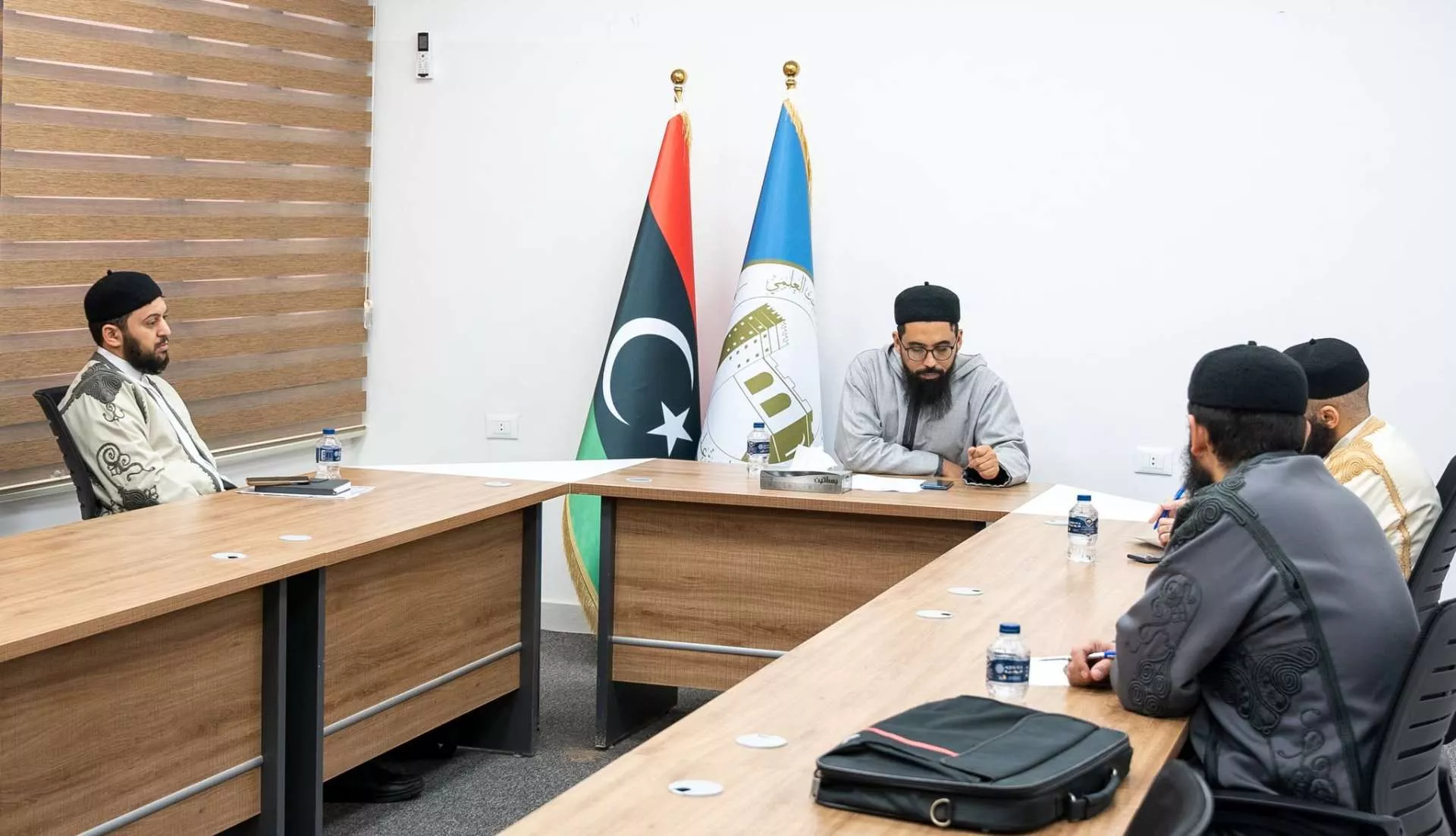 اجتماع اللجنة العلمية للندوة الموسومة بـ: