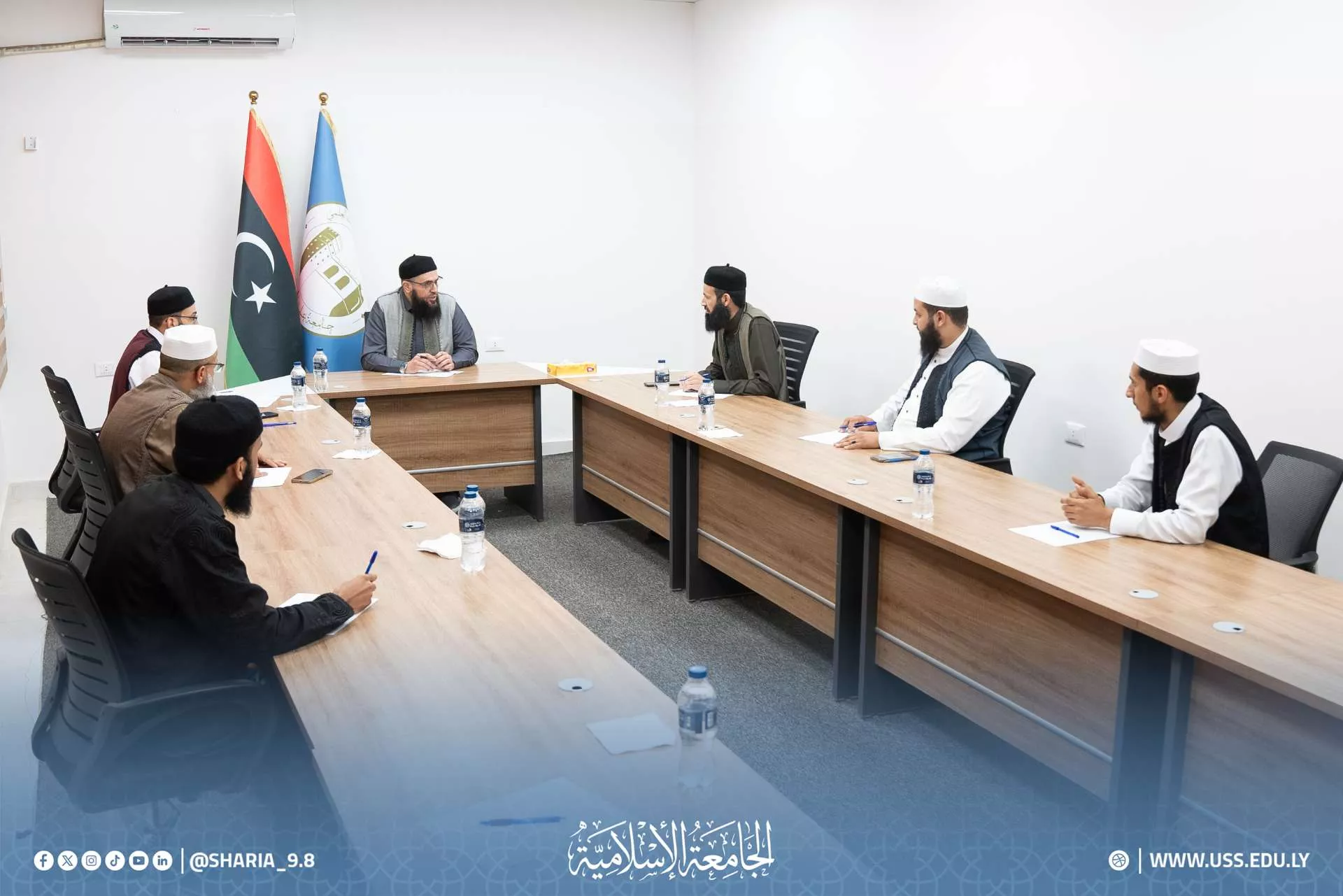 عميد كلية أصول الدين يتابع الاستعدادات للامتحانات النهائية ويبحث تطوير الأداء الأكاديمي والإداري
