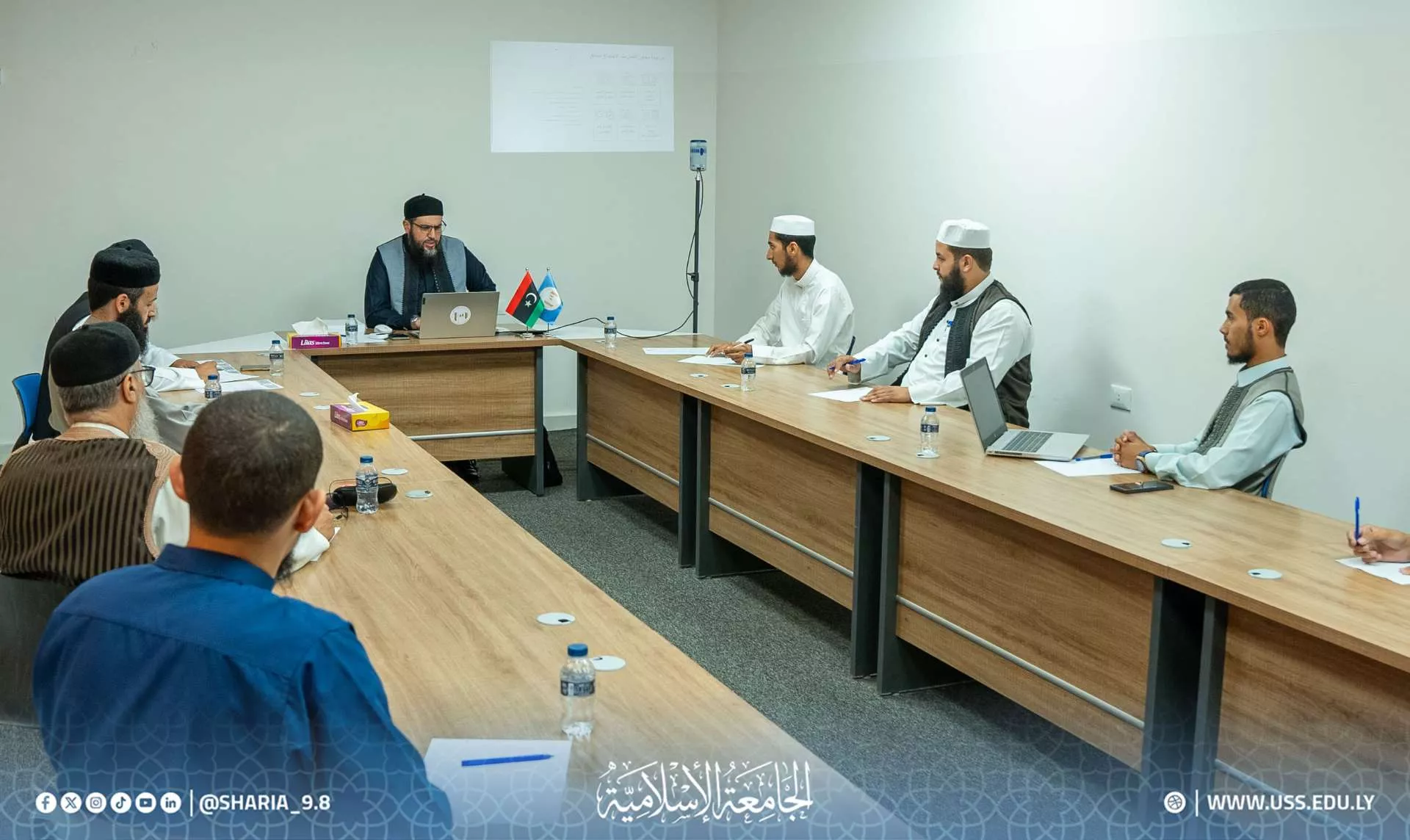 مجلس كلية أصول الدين يناقش سير العملية التعليمية ويستعرض عدداً من البرامج الأكاديمية والعلمية.